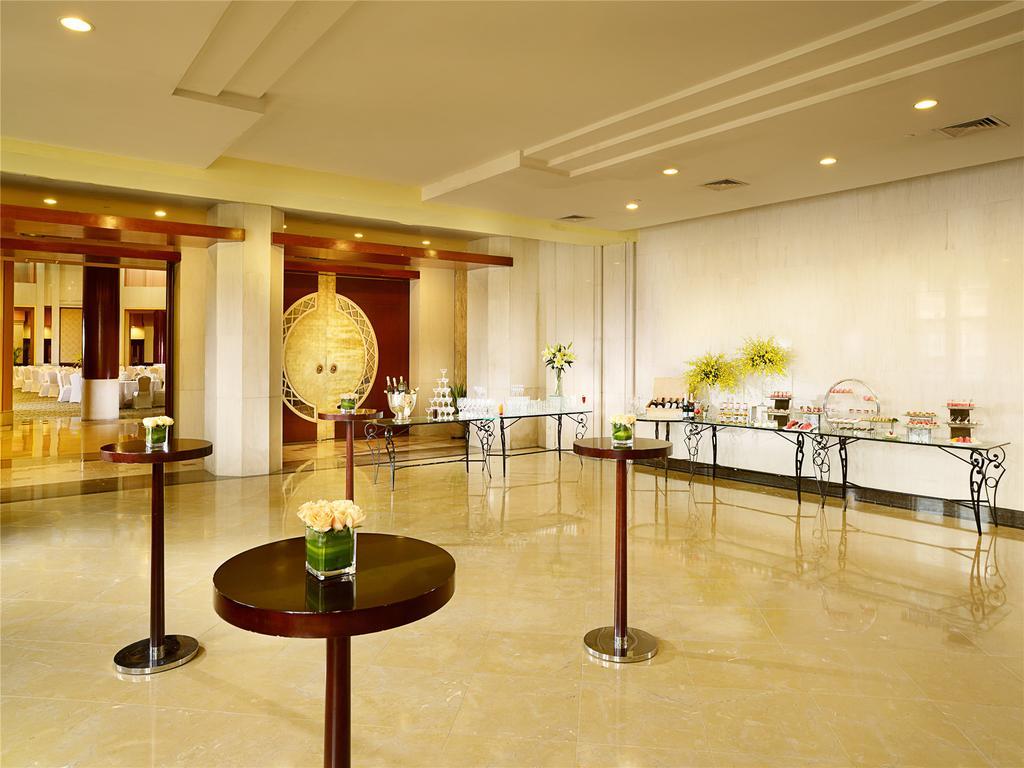 Sofitel Dongguan Royal Lagoon Exterior photo