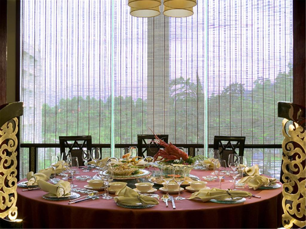 Sofitel Dongguan Royal Lagoon Restaurant photo