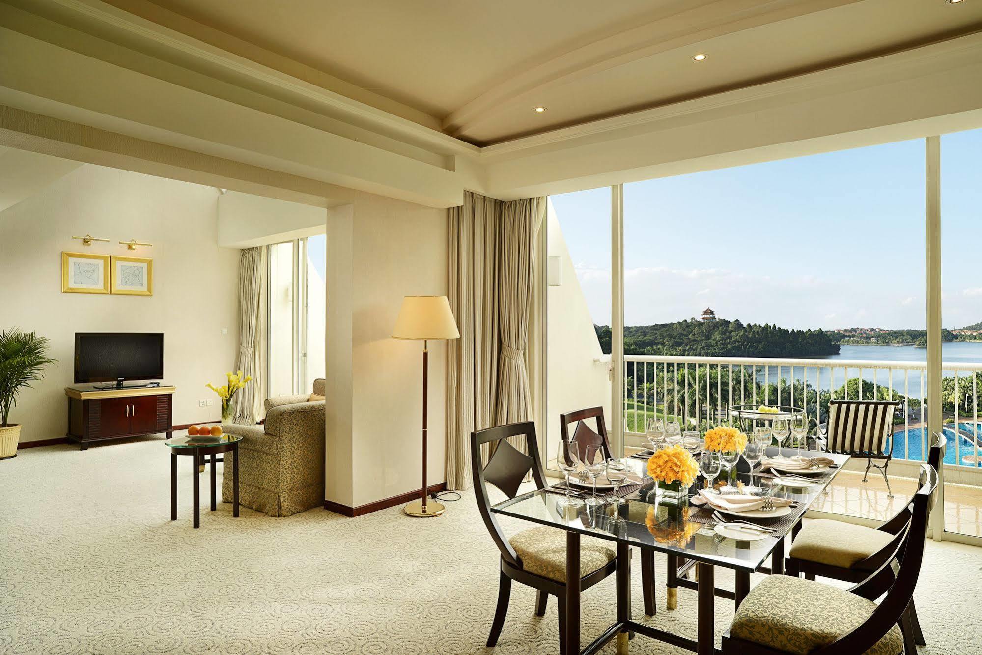 Sofitel Dongguan Royal Lagoon Exterior photo