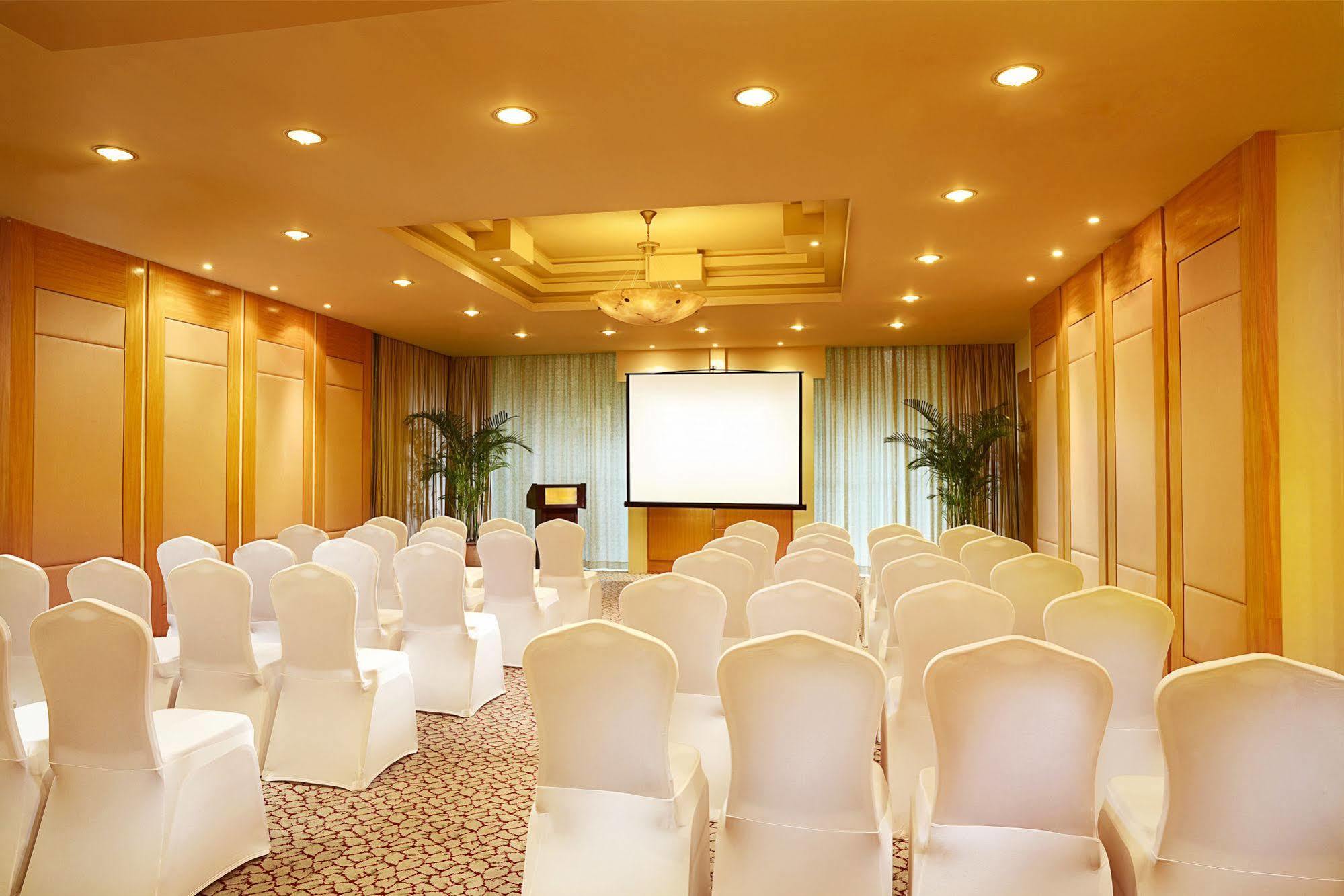 Sofitel Dongguan Royal Lagoon Exterior photo